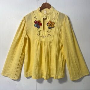 Vintage 60’s 70’s Yellow Embroidered Floral Boho Cottagecore Whimsical Tunic M